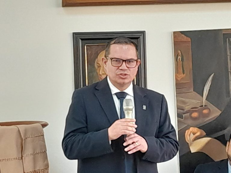 UMSNH preparada para recibir estudiantes repatriados, para que puedan seguir estudiando