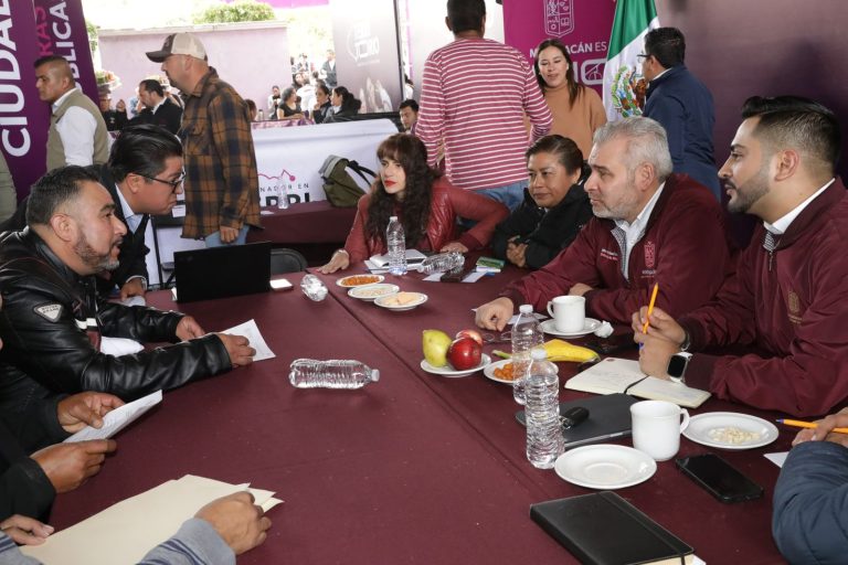Bedolla dará seguimiento a propuestas ciudadanas para el desarrollo de Huandacareo