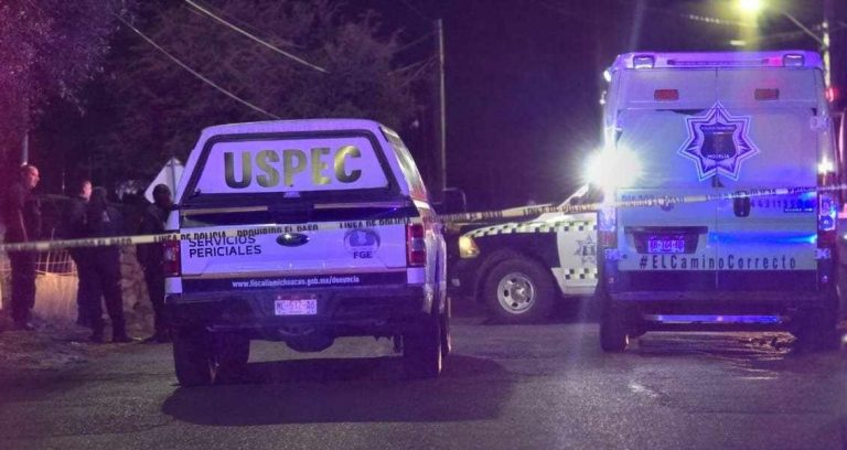 Asesinan a dos hombres a bordo de un vehículo, al poniente de Morelia