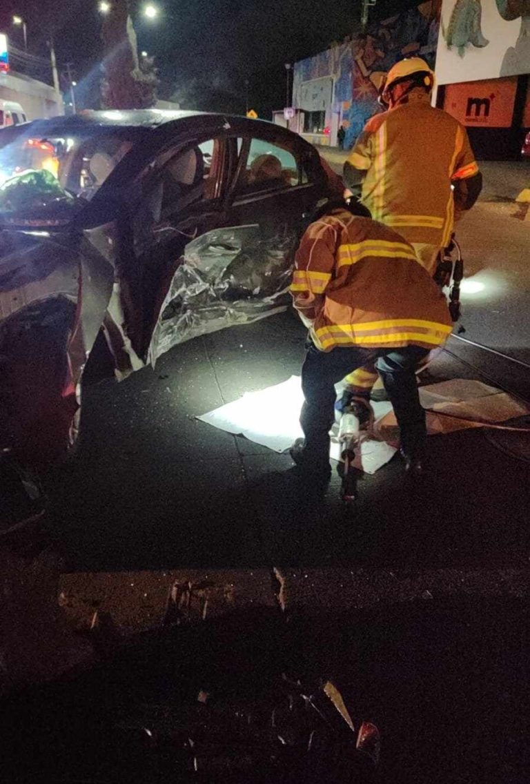 Choque entre dos autos deja un herido en la Avenida Periodismo, de Morelia