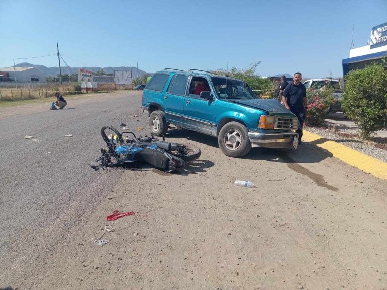 Choque entre moto y camioneta deja un muerto sobre la carretera Huetamo-Comburindio