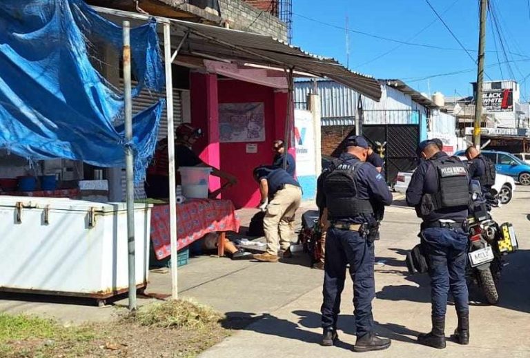 Hombre herido al ser baleado, en la colonia Eduardo Ruiz, de Uruapan