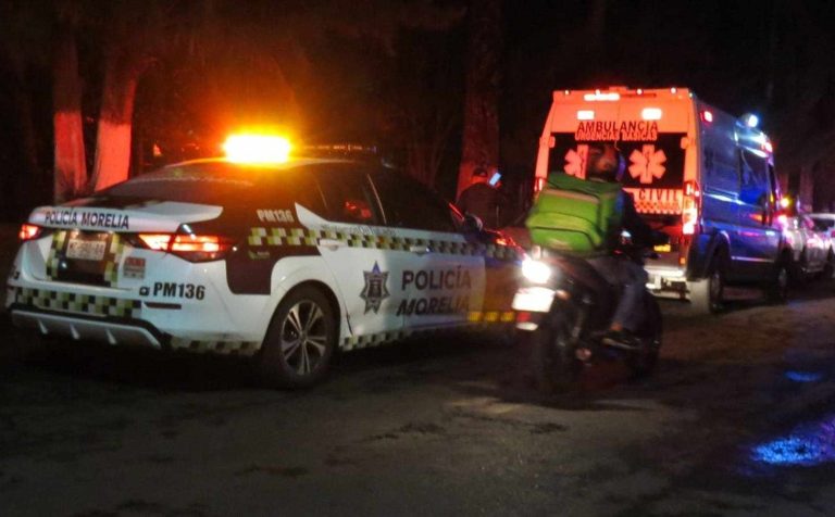 Hombre sufre balazo al manipular un arma, en la colonia El Porvenir, de Morelia