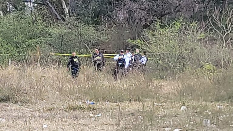 Hallan a hombre asesinado en la colonia Los Pirules en Morelia