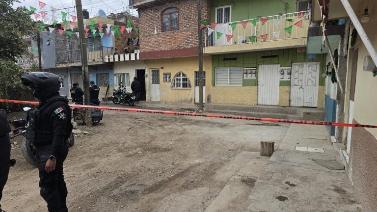 Delincuentes balean casa en la colonia La Aurora de Zamora