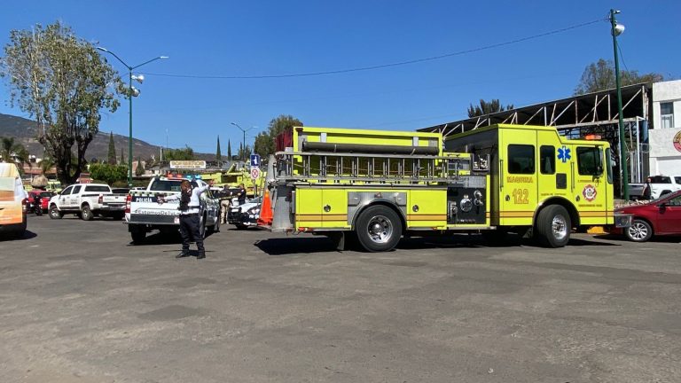 Hombre sufre infarto y muere afuera de la base central de Bomberos Morelia