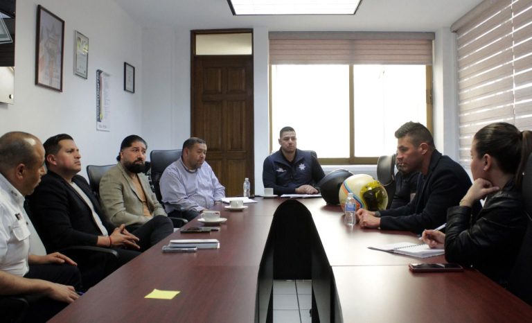 Policía Auxiliar acuerda con grupo de dueños de bares de Morelia reforzar seguridad