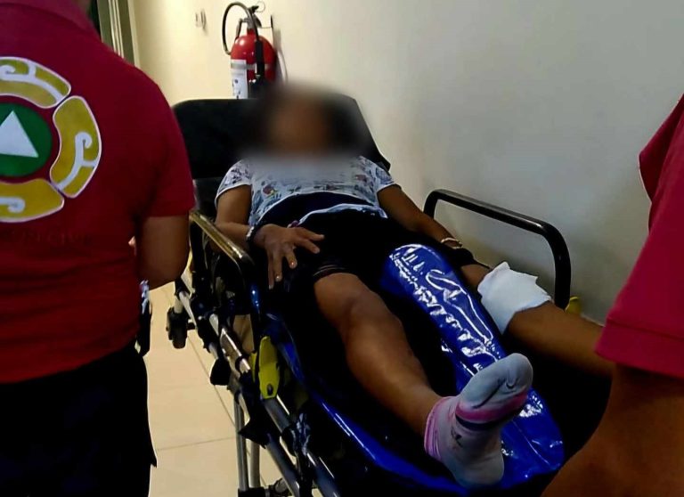 Joven motociclista resulta lesionada en accidente, en Antúnez