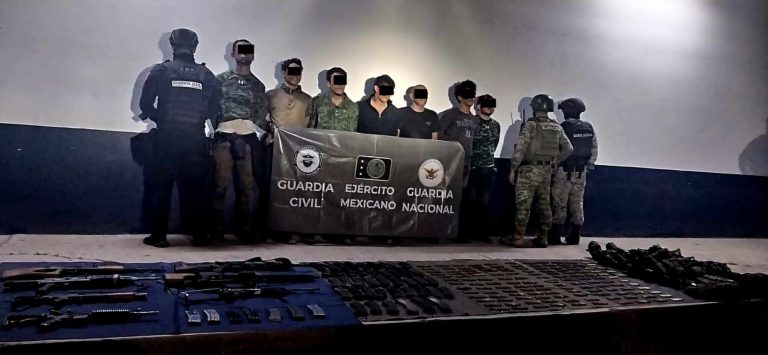 Detenidos, siete presuntos templarios tras enfrentamiento, en Apatzingán
