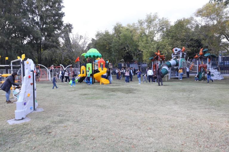 Inauguran el parque infantil “El Crisol” en CU