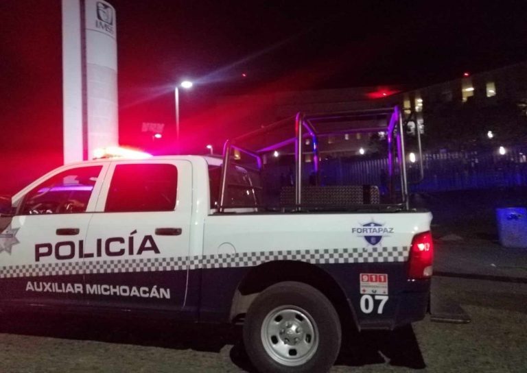 Un policía herido al estallarle explosivo improvisado en Apatzingán