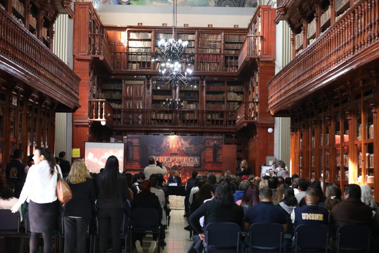 Aniversario de la Biblioteca Pública Universitaria