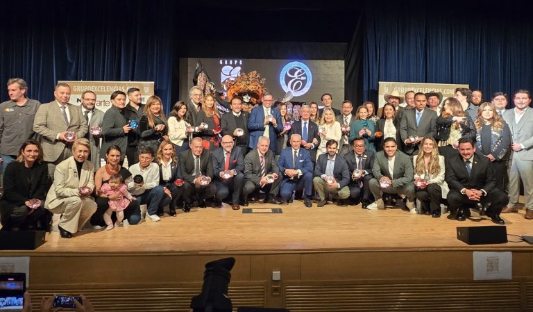 Noche de Muertos de Michoacán gana Premio Excelencias Turísticas en España