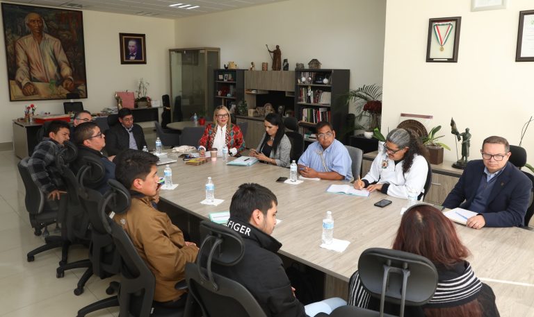Proponen trabajar de manera conjunta de Concejo Mayor de Gobierno de Cherán y UMSNH en acciones académicas, culturales y deportivas