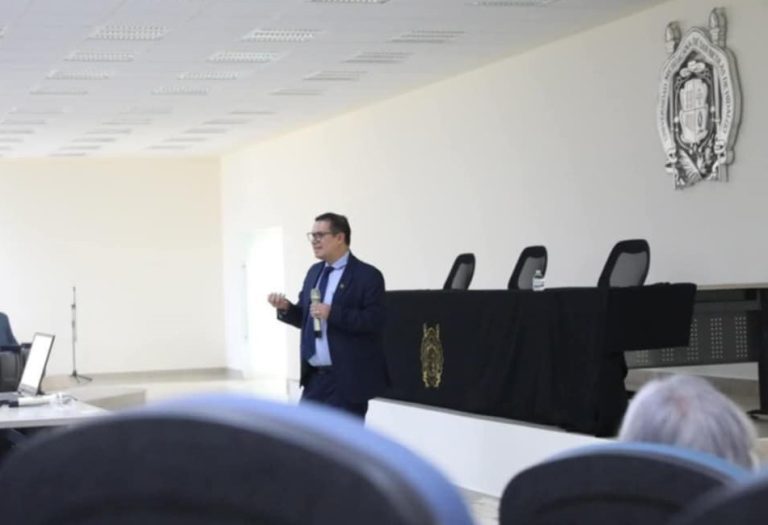 A proceso de acreditación, 11 licenciaturas de la UMSNH, cuatro de éstas, por vez primera