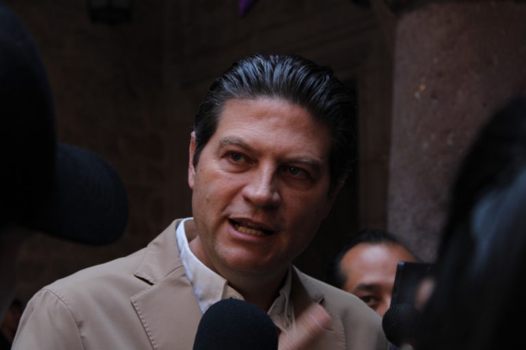 Con «el PRI de los Valencia» ni a la esquina: Alfonso Martínez