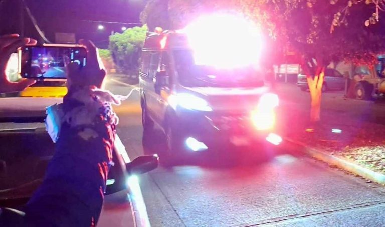 Delincuentes irrumpen en vivienda de Caltzontzin, balean a joven y a una niña
