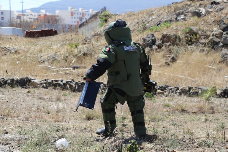 Suman 230 explosivos decomisados en tierra caliente en los últimos días