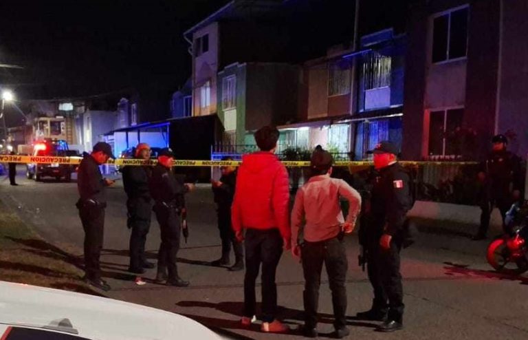 Empistolados balean a un hombre por fuera de su vivienda, en Uruapan