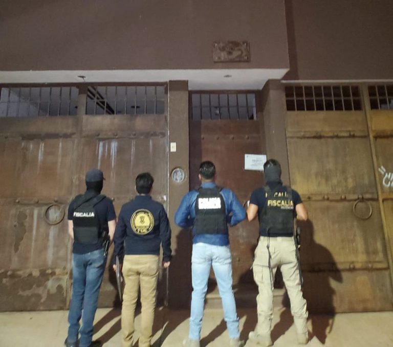 En cateo realizado en la colonia San Isidro Itzícuaro en Morelia, asegura Fiscalía General 735 dosis de narcótico