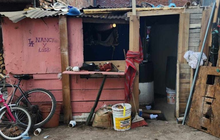 Hombre es asesinado a tiros en domicilio de Zamora