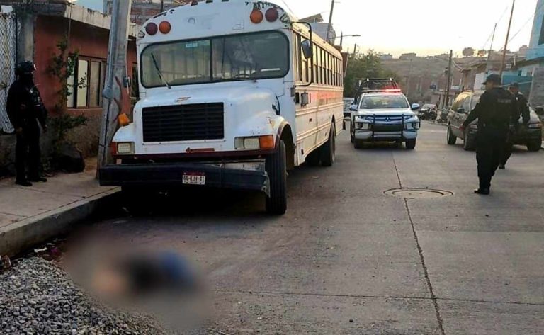 Joven mujer es ultimada a balazos, en Jacona