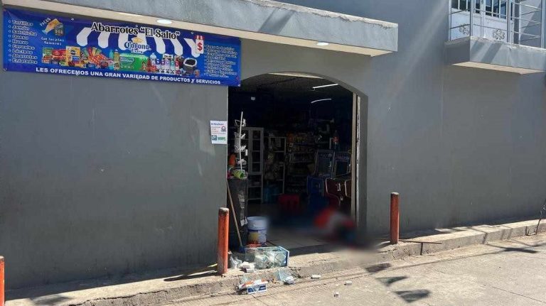 Matan a dueño de tienda de abarrotes, donde hace unos días fue asesinada una joven policía