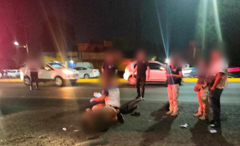 Peatón queda herido al ser atropellado por combi en la Calzada La Huerta, de Morelia