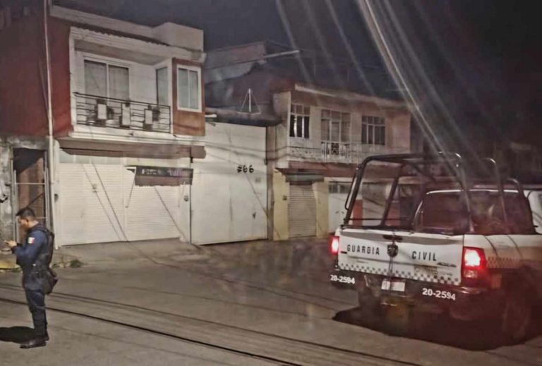 Tras varias horas de agonía muere joven que fue baleado en la colonia Ramón Farías, de Uruapan