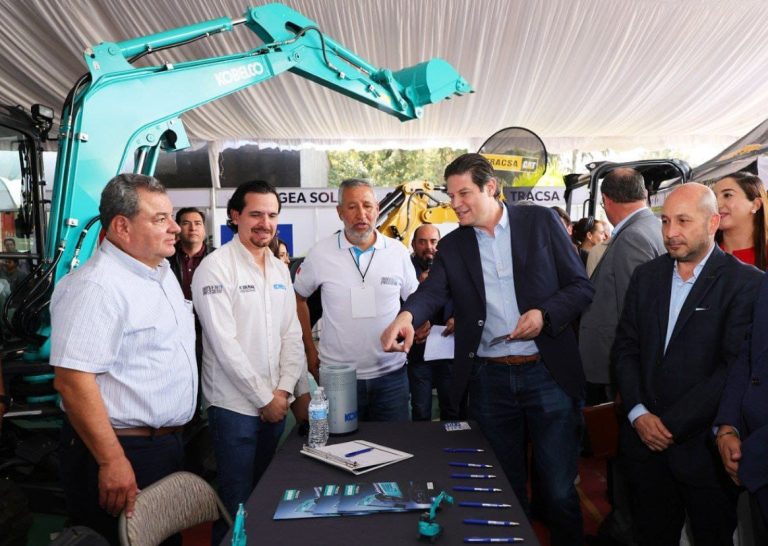 Destaca Alfonso Martínez, nuevas y mejores vialidades en 2025