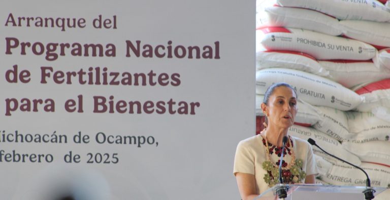 Entregarán más de 40 mil toneladas de fertilizante a pequeños productores y campesinos de Michoacán