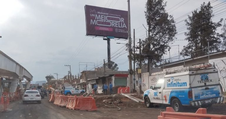 Obras en el puente de Villas del Pedregal deja incomunicados a miles de morelianos