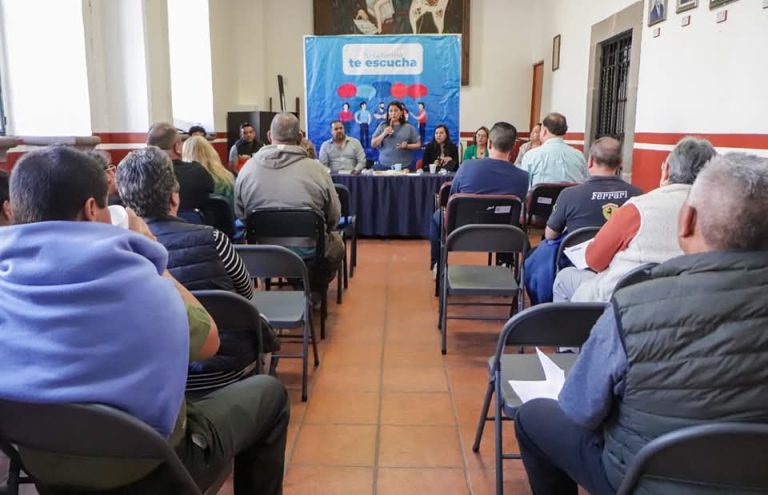 Gobierno municipal y comerciantes de Quiroga unen esfuerzos para impulsar el desarrollo económico y turístico