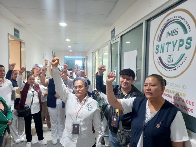Trabajadores de la Salud realizan manifestación pacífica en el interior del Hospital Infantil