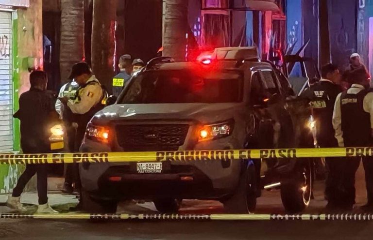Ciudadanos frustran robo de vehículo en Morelia y atrapan a presunto delincuente