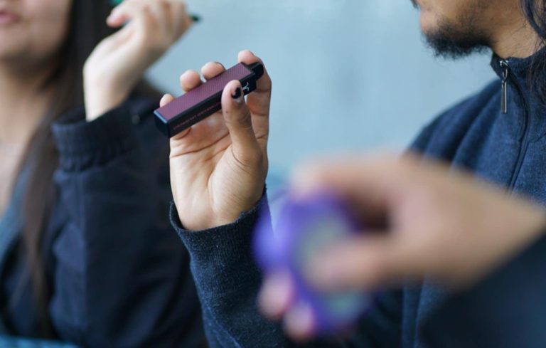 Vapeo, un peligro para el desarrollo de niñas, niños y jóvenes: SSM