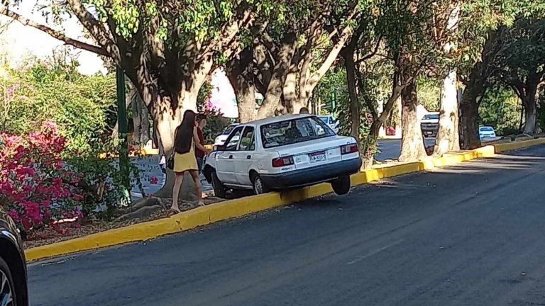 Ocurren 3 accidentes de tránsito en distintos puntos de Morelia; hay 1 herido
