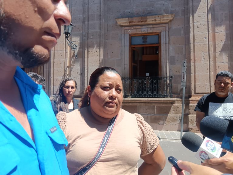 Aquila, sin superar afectaciones en educación y salud por sismos