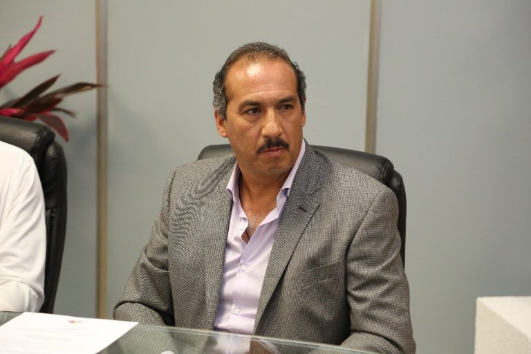 También detienen a ex delegado administrativo de Seguridad Pública