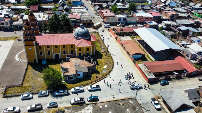 Continúan obras en comunidades indígenas de Michoacán: SCOP
