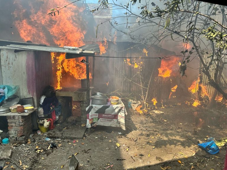 Se registra incendio en vivienda de la Valencia Primera Sección en Zamora
