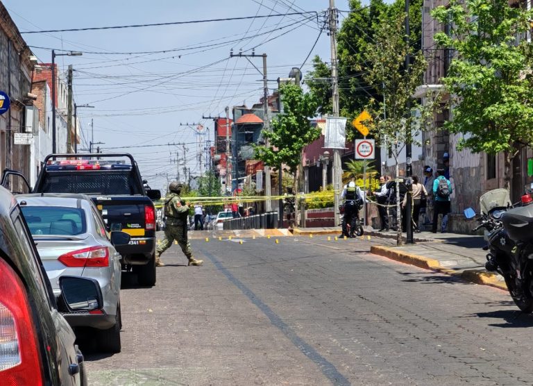 Muere en el Hospital Civil el joven acribillado en Santa María de Guido