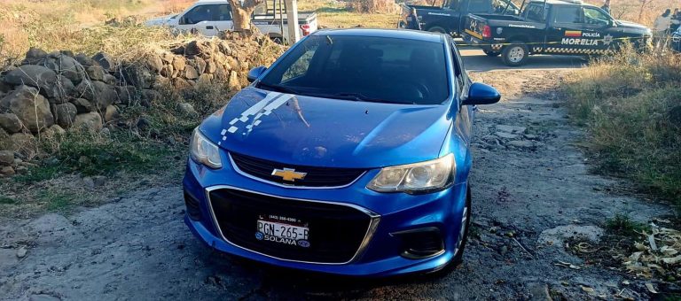 Hallan automovilista asesinado al Norte de Morelia
