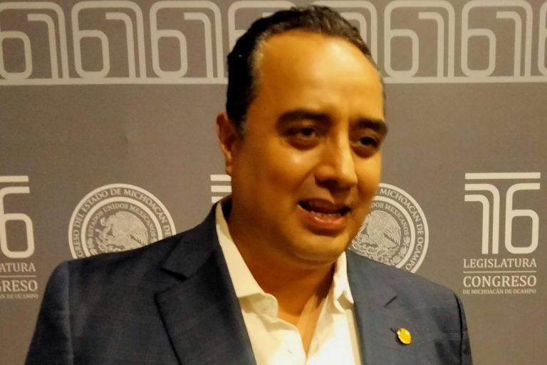 Aureoles Conejo, acorralado, dice Juan Pablo Celis Silva