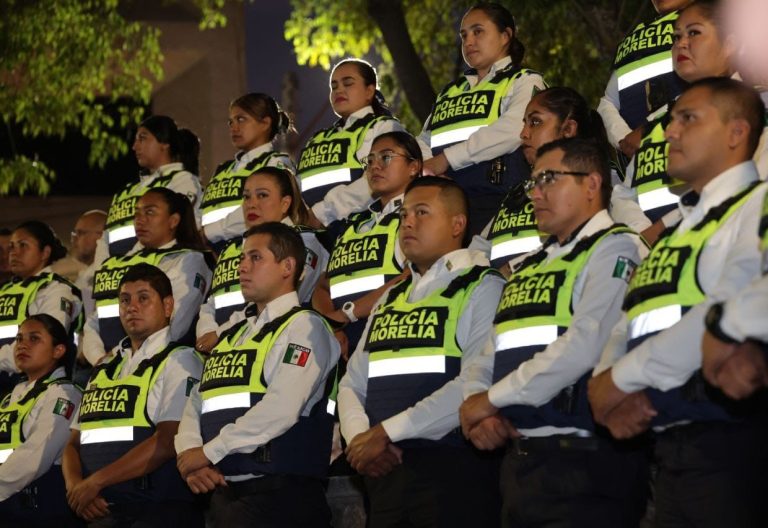 Entrega Alfonso Martínez chalecos balísticos a Policía Morelia