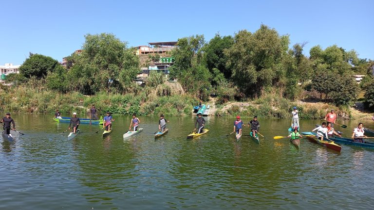 Incrementa número de alumnos en la Escuela de Canotaje de Urandén