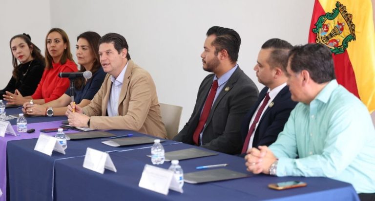 Gobierno de Morelia apuesta por la capacitación y educación con firma de convenio