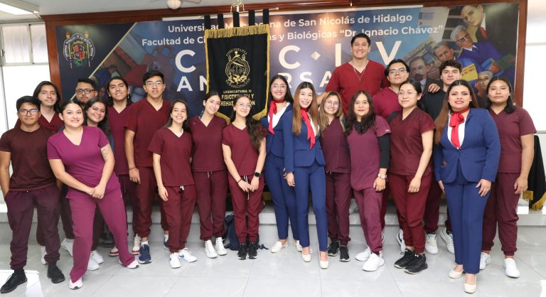Celebran aniversario de Licenciatura en Fisioterapia