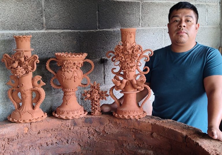 Artesanías del Tianguis Artesanal de Uruapan, piezas llenas de alma y corazón