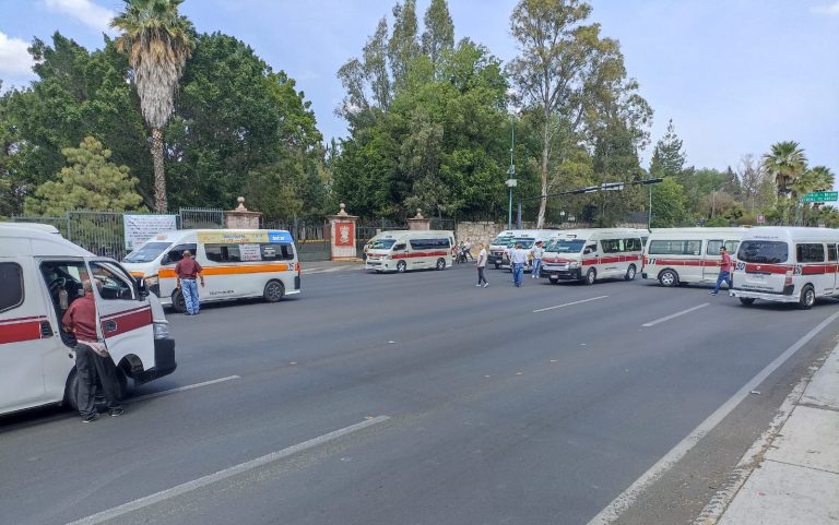 Llama Alfonso Martínez a sectores del transporte a agotar el diálogo para no afectar a la ciudadanía